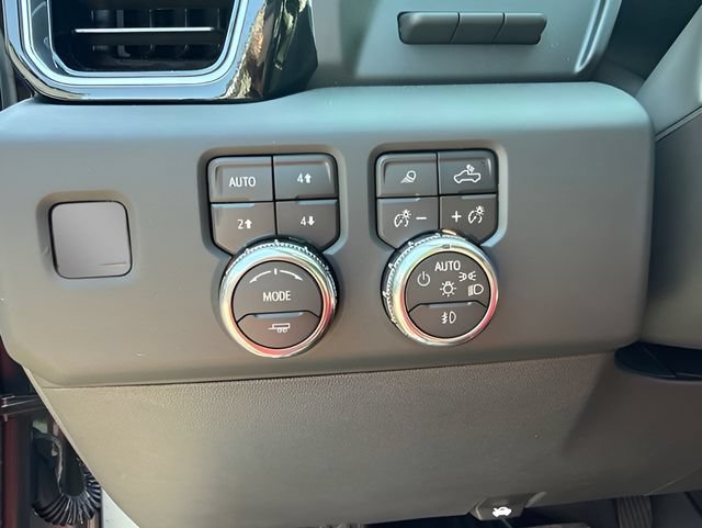 Used 2026 GMC Sierra 1500 Denali w/ Technology Package AWD/4WD image 17