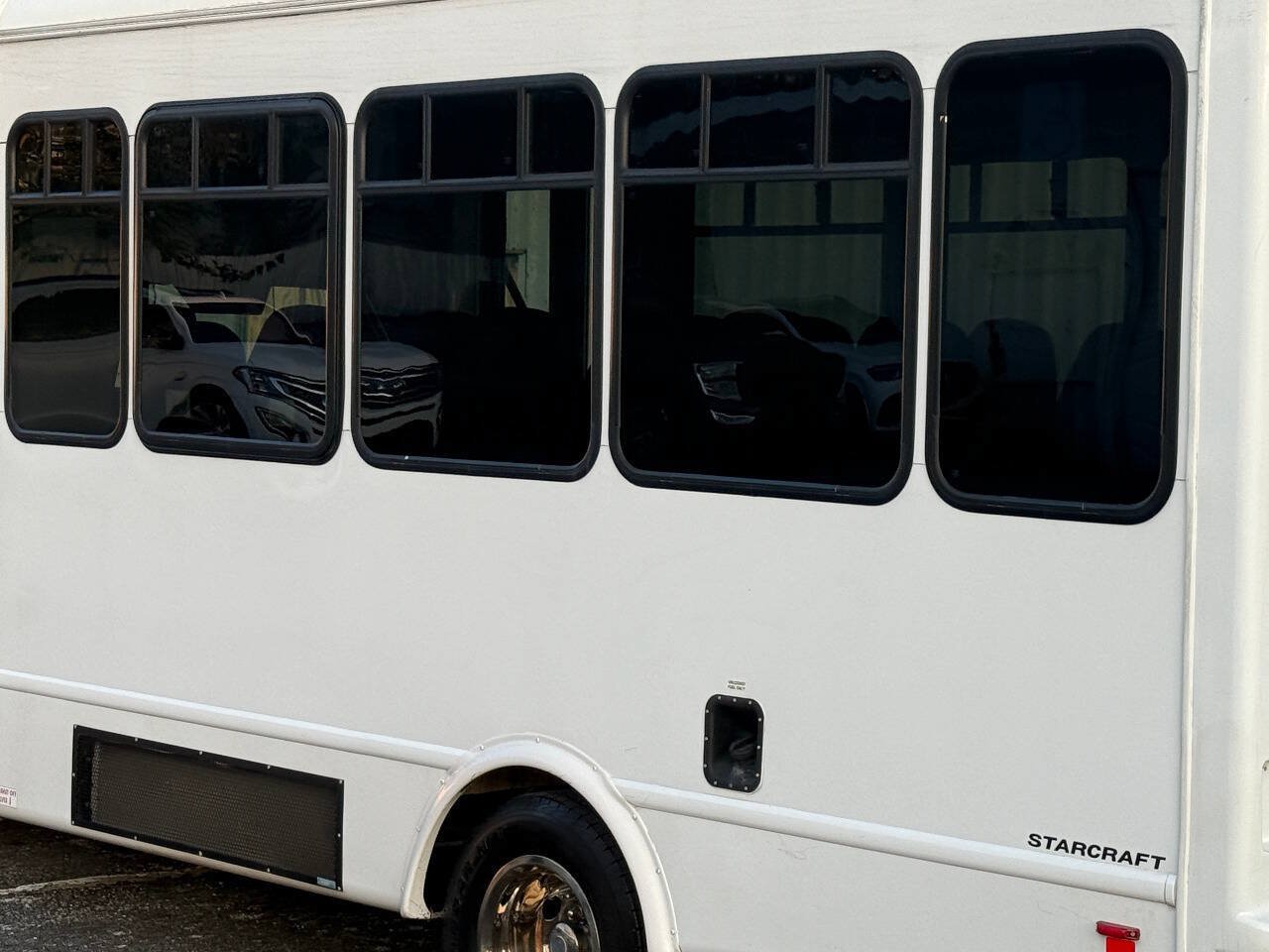 Used 2023 Ford E-450 and Econoline 450 Super Duty w/ Shuttle Bus Prep Package RWD image 24
