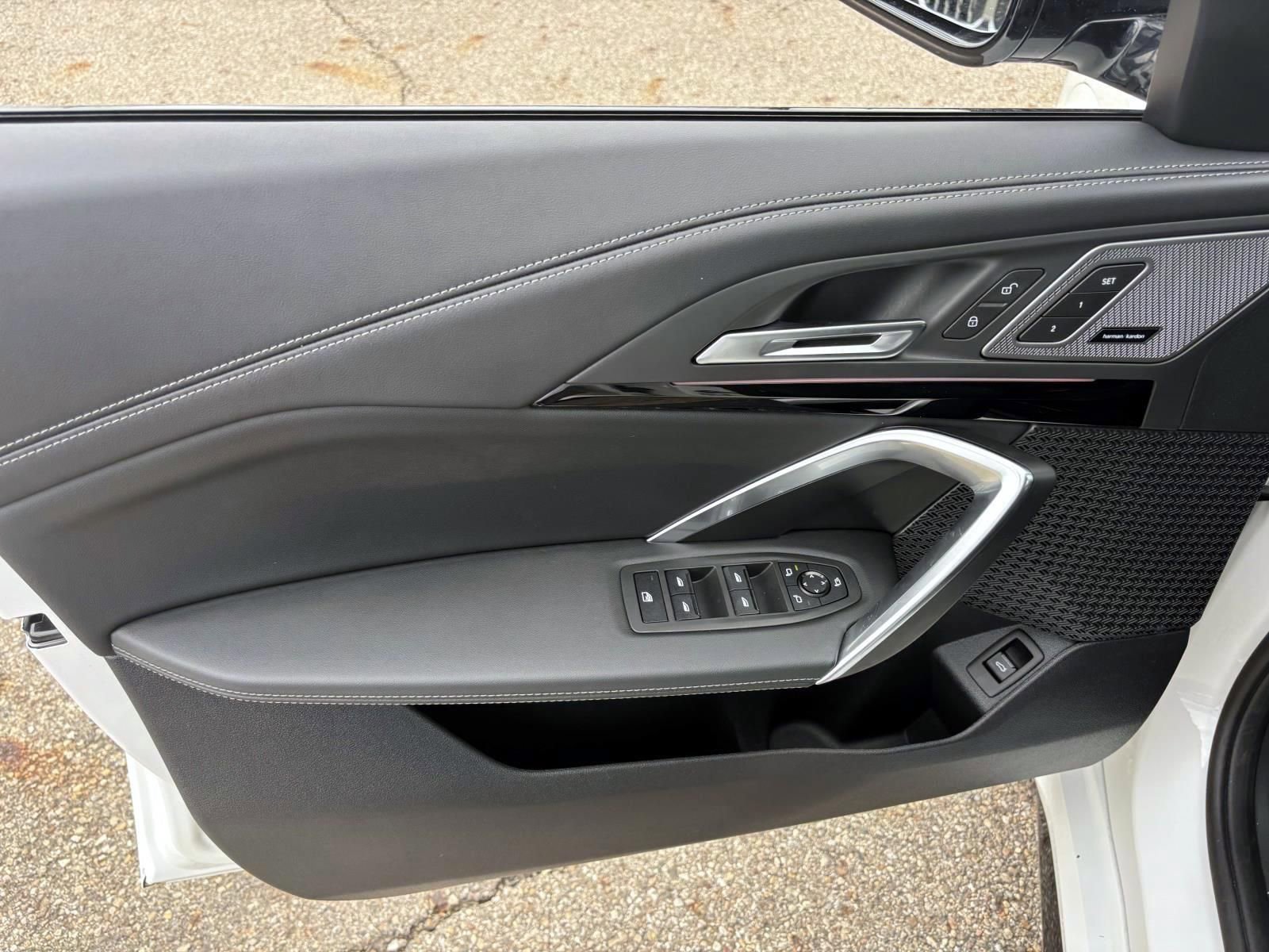 Used 2026 BMW X1 xDrive28i w/ M Sport Package image 11