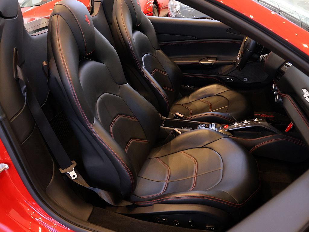 Certified 2017 Ferrari 488 Spider RWD image 26