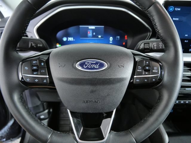 Certified 2023 Ford Escape Platinum w/ Premium Technology Package AWD/4WD image 22