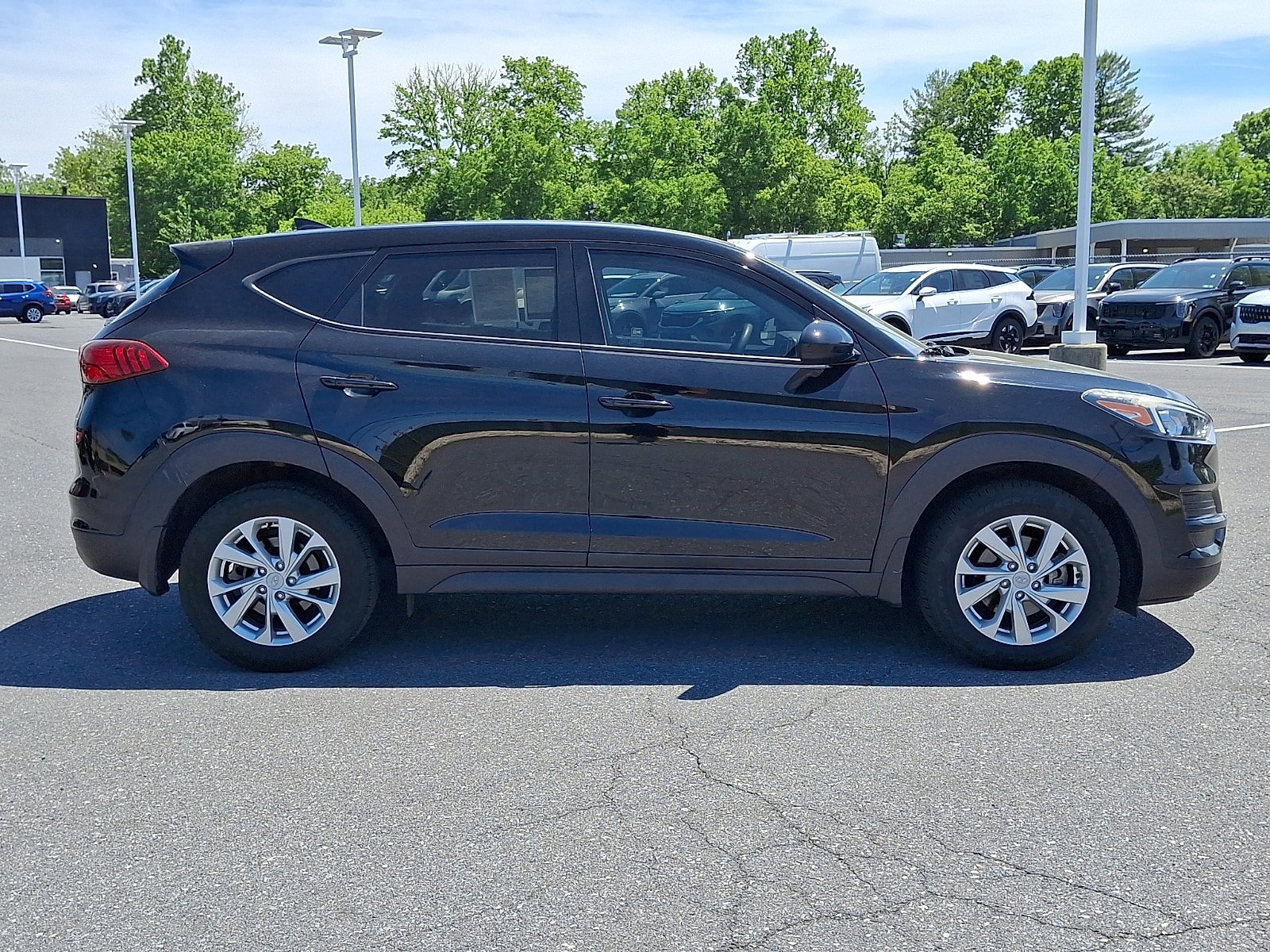 Used 2019 Hyundai Tucson SE w/ Cargo Package AWD/4WD image 5