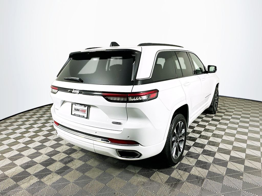 Certified 2024 Jeep Grand Cherokee Overland image 11