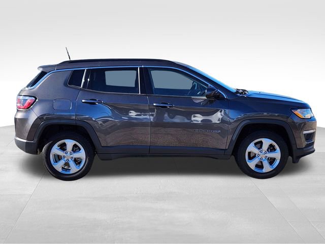 Used 2018 Jeep Compass Latitude w/ Cold Weather Group image 10