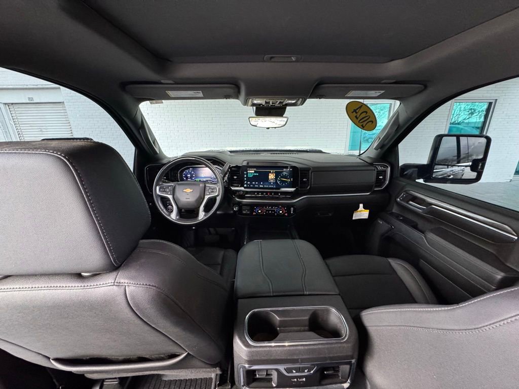 Used 2024 Chevrolet Silverado 2500 LTZ w/ LTZ Convenience Package image 27