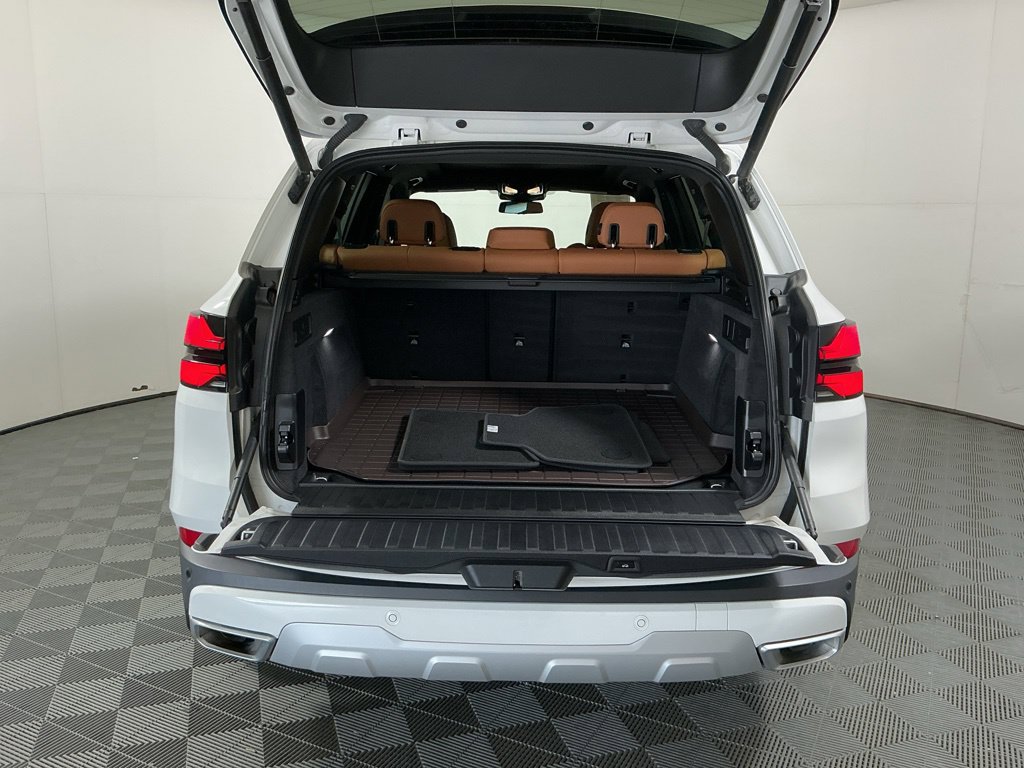 Certified 2024 BMW X5 xDrive40i w/ Premium Package AWD/4WD image 28