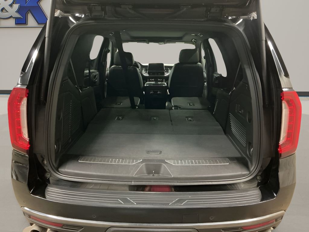 Used 2022 GMC Yukon AT4 image 8