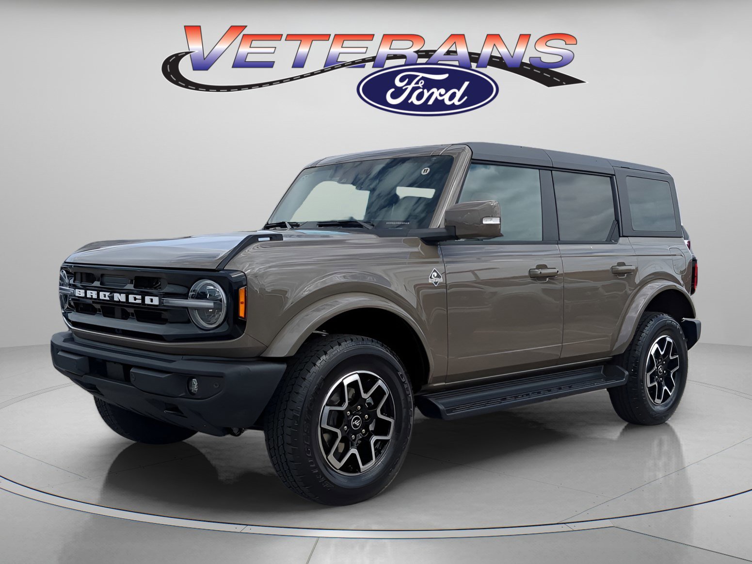 New 2025 Ford Bronco Outer Banks