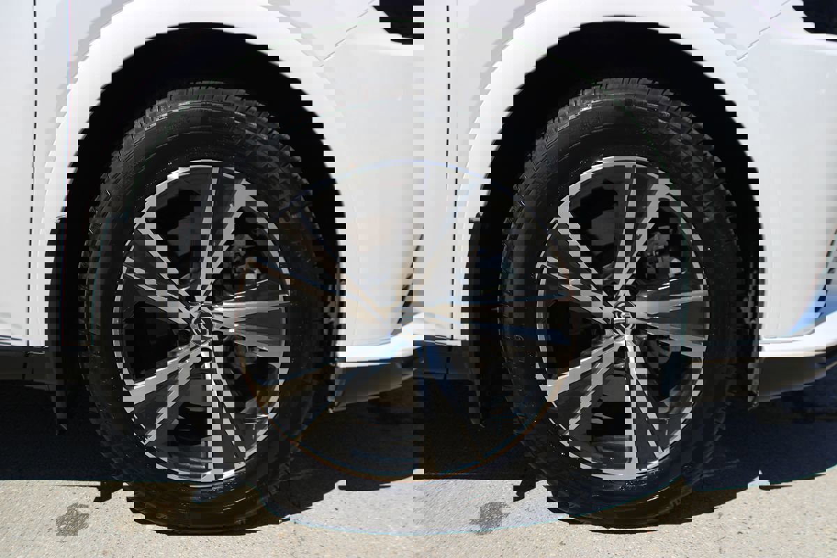 Used 2024 Lexus RX 350 Premium w/ Convenience Package image 38