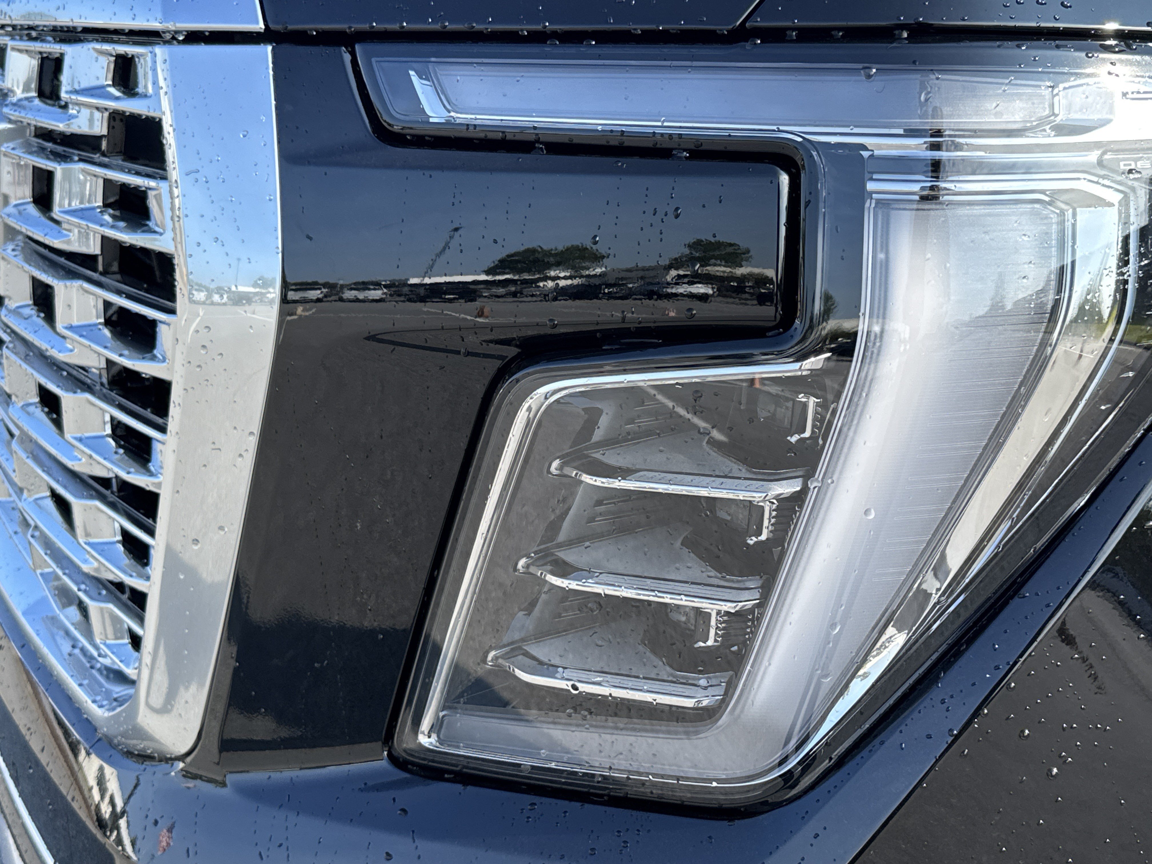 New 2026 GMC Yukon XL Denali w/ Sun & Power Step Package AWD/4WD image 6