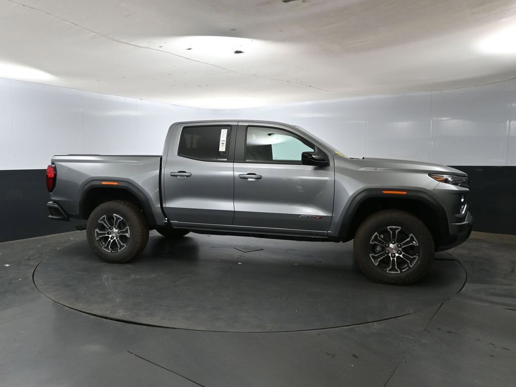 New 2025 GMC Canyon AT4 image 4