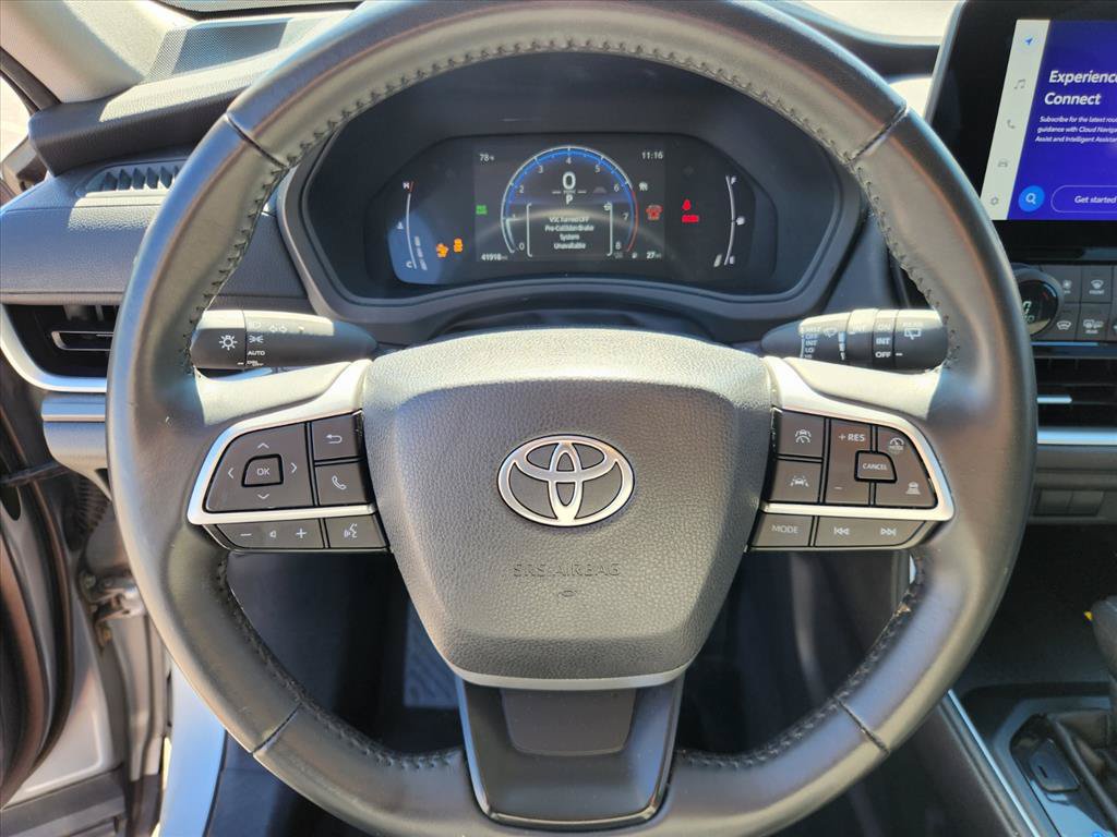Certified 2025 Toyota Grand Highlander AWD image 22