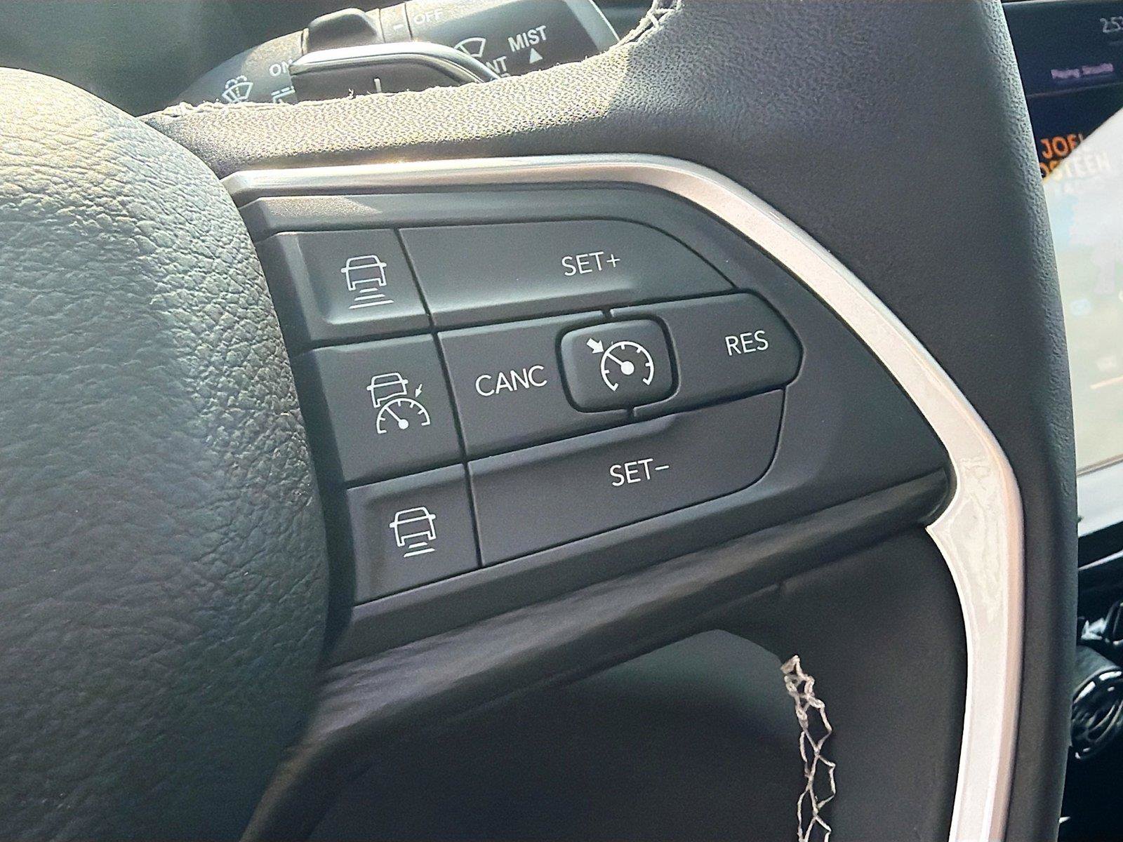 New 2026 Jeep Grand Cherokee Laredo X AWD/4WD image 37