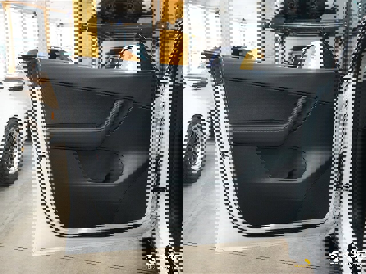 Used 2022 Tesla Model Y Long Range AWD/4WD image 13