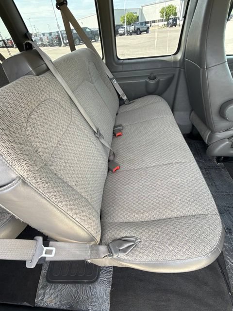 Used 2025 Chevrolet Express 3500 LT w/ LT Preferred Equipment Group RWD image 27