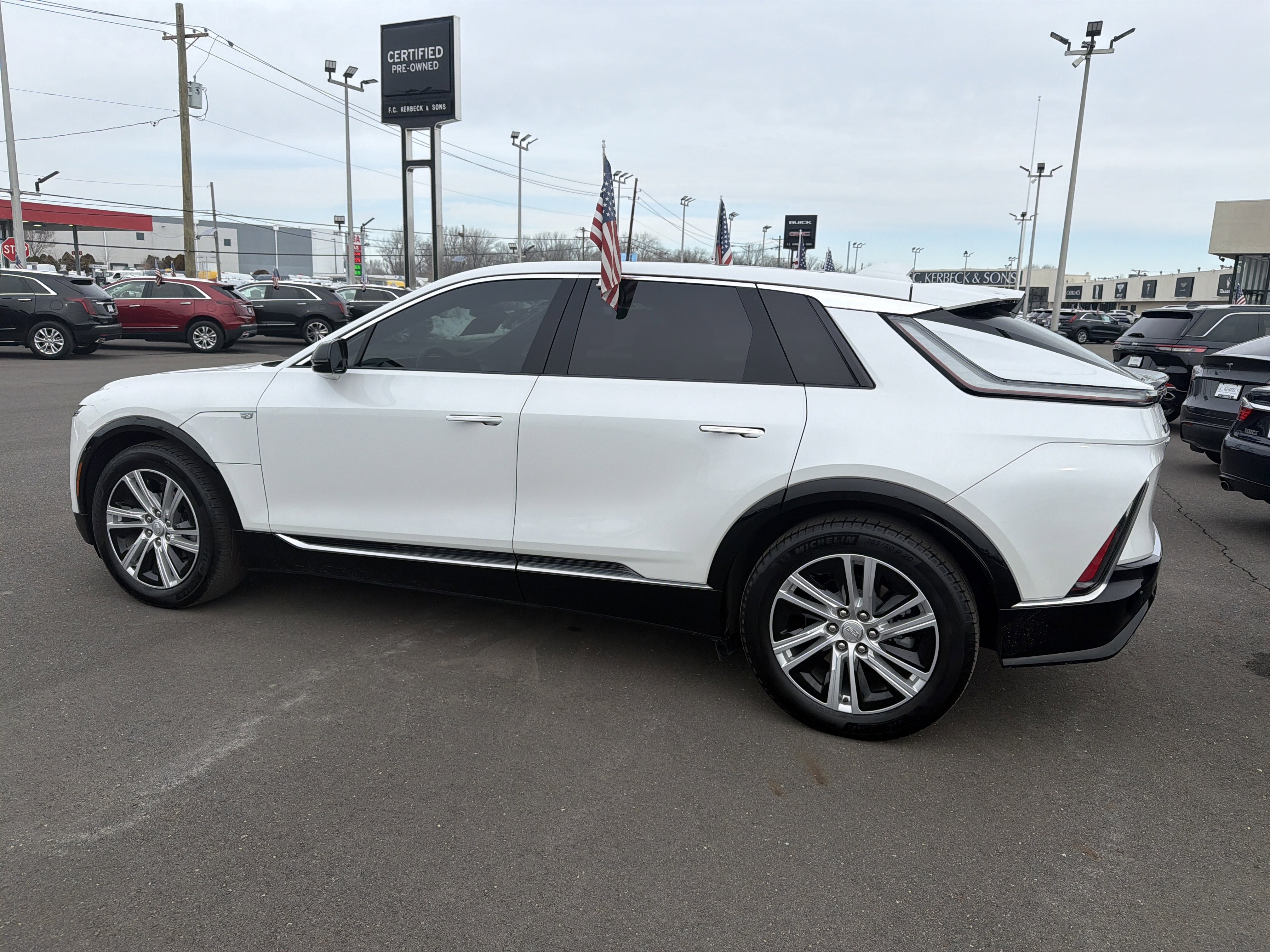 Certified 2024 Cadillac Lyriq Tech w/ LPO, Floor Liner Package image 7