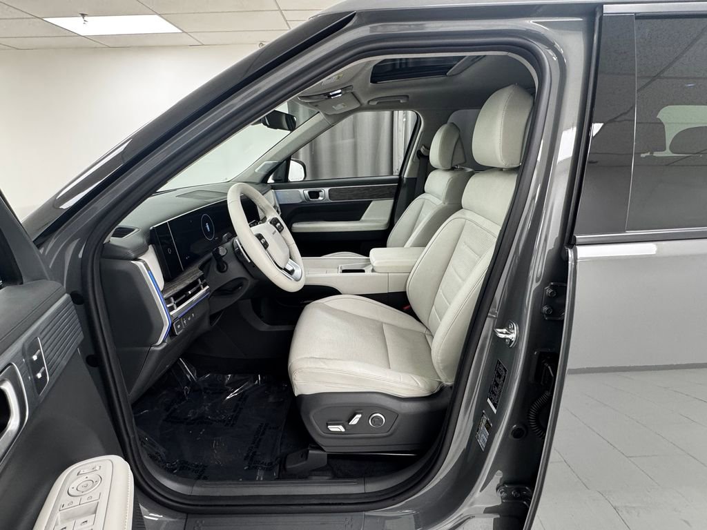 Used 2024 Hyundai Santa Fe Limited image 10