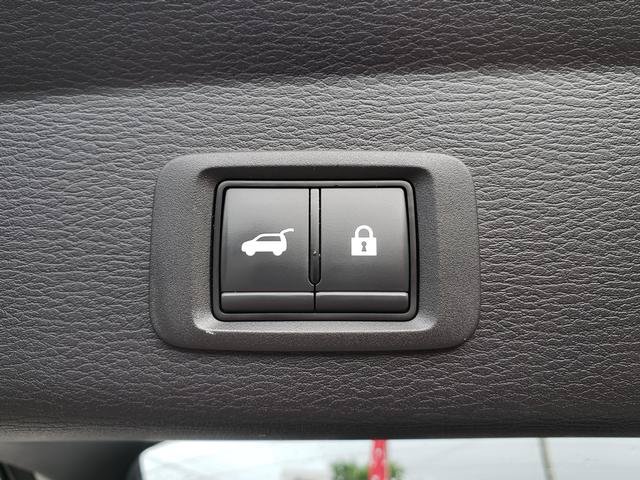 Used 2023 Mitsubishi Outlander SE AWD/4WD image 10