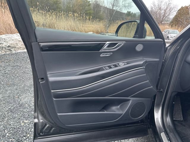 Used 2025 Genesis GV80 2.5T Standard image 10