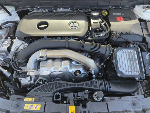 New 2026 Mercedes-Benz GLB 250 image 16