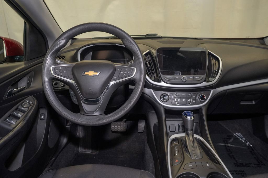 Used 2019 Chevrolet Volt LT image 2