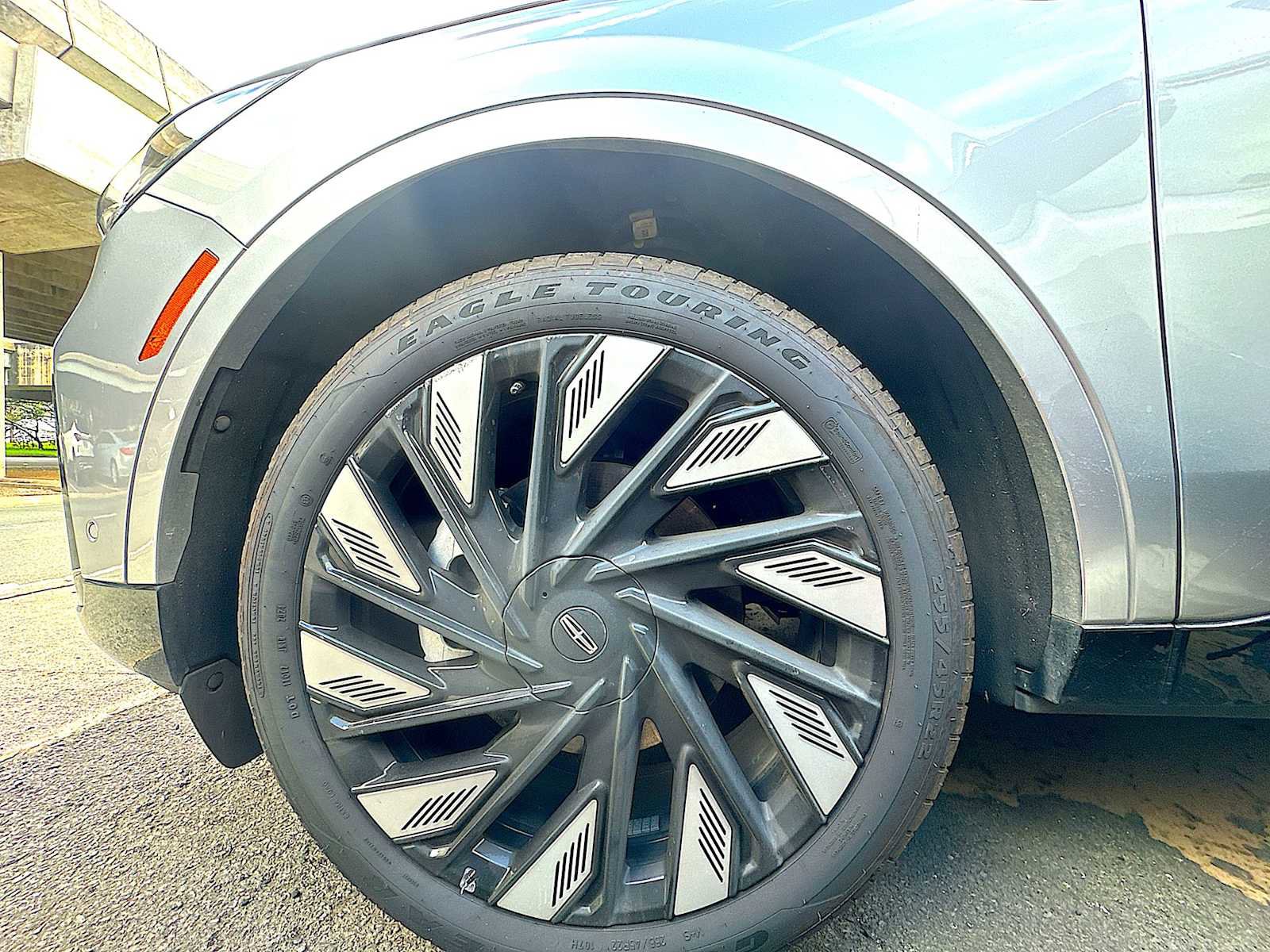 Used 2024 Lincoln Nautilus Reserve w/ Equipment Group 202A image 11