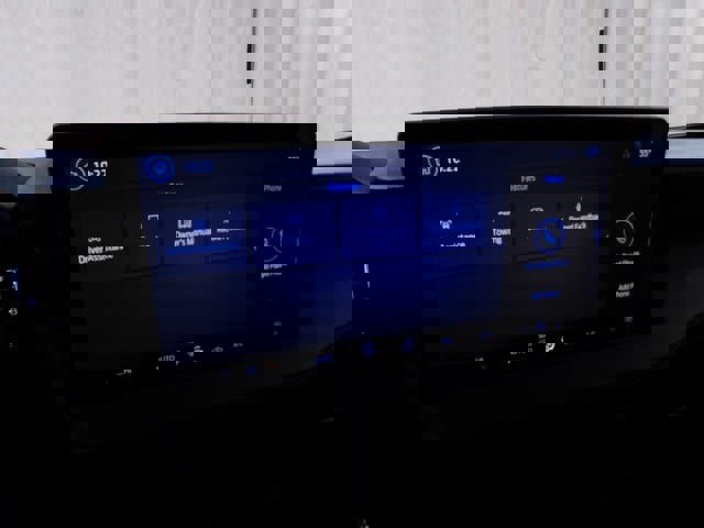 New 2025 Ford Maverick XL w/ Equipment Group 102A image 28