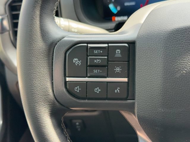 Used 2025 Ford F150 Lariat AWD/4WD image 17
