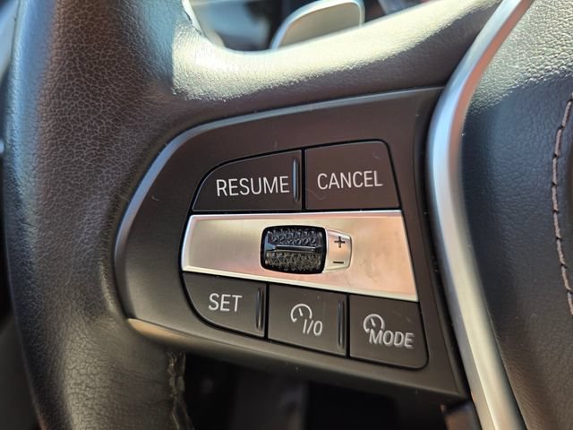 Used 2025 BMW X5 xDrive50e AWD/4WD image 32