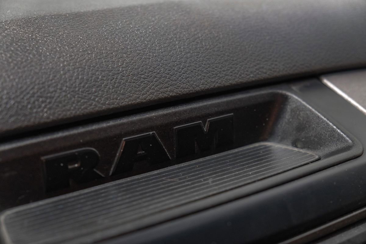 Used 2013 RAM 2500 Tradesman w/ Popular Equipment Group AWD/4WD image 28