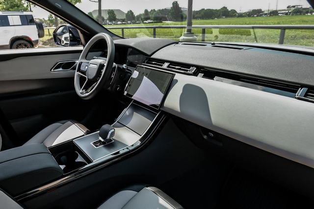 New 2026 Land Rover Range Rover Velar S AWD/4WD image 20