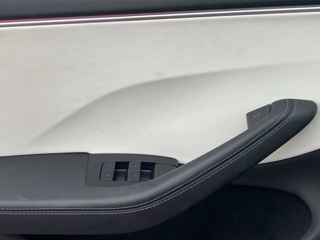 Used 2025 Tesla Model 3 Performance AWD/4WD image 17