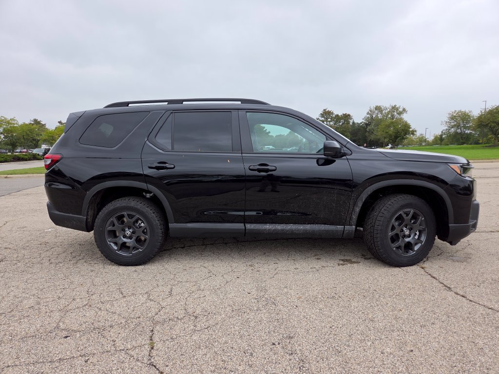 New 2026 Honda Pilot TrailSport image 28