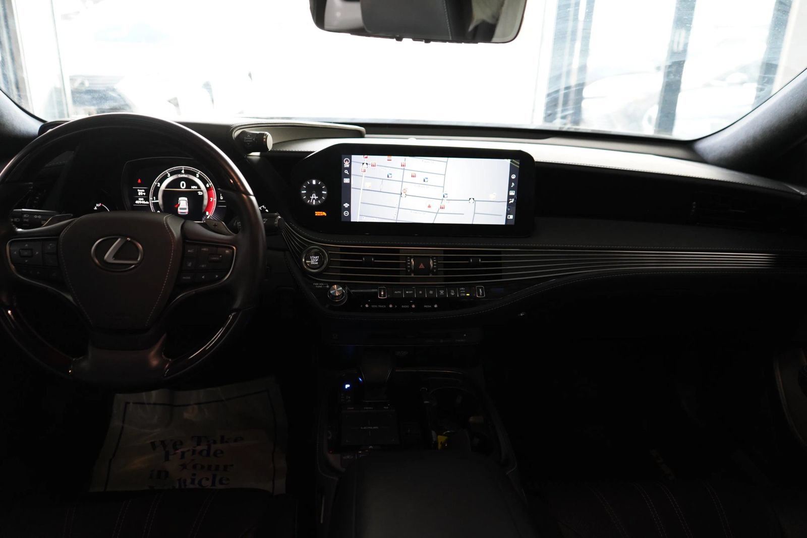 Used 2022 Lexus LS 500 w/ Luxury Package RWD image 17