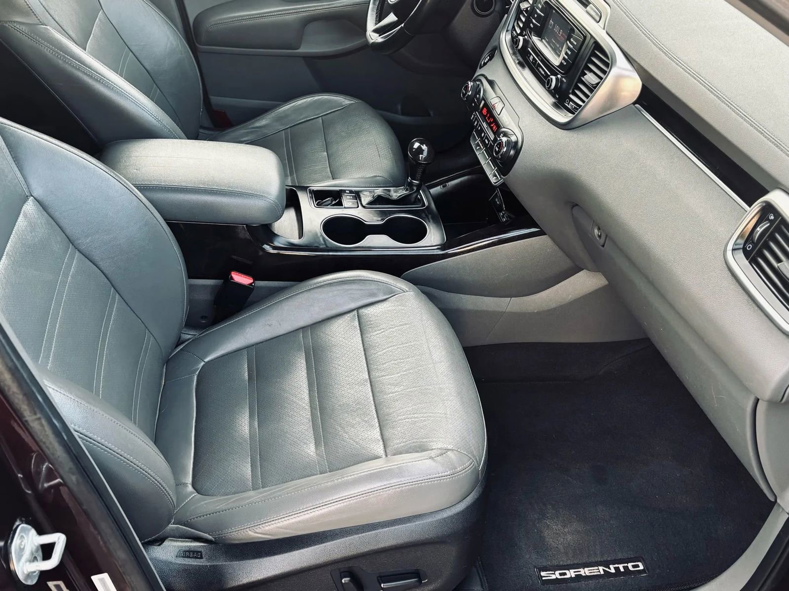 Used 2016 Kia Sorento EX w/ EX Premium Package image 22