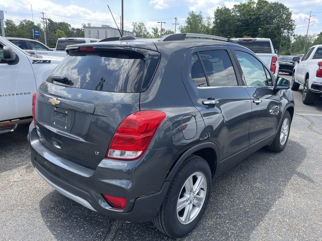 Used 2018 Chevrolet Trax LT w/ LT Convenience Package FWD image 12