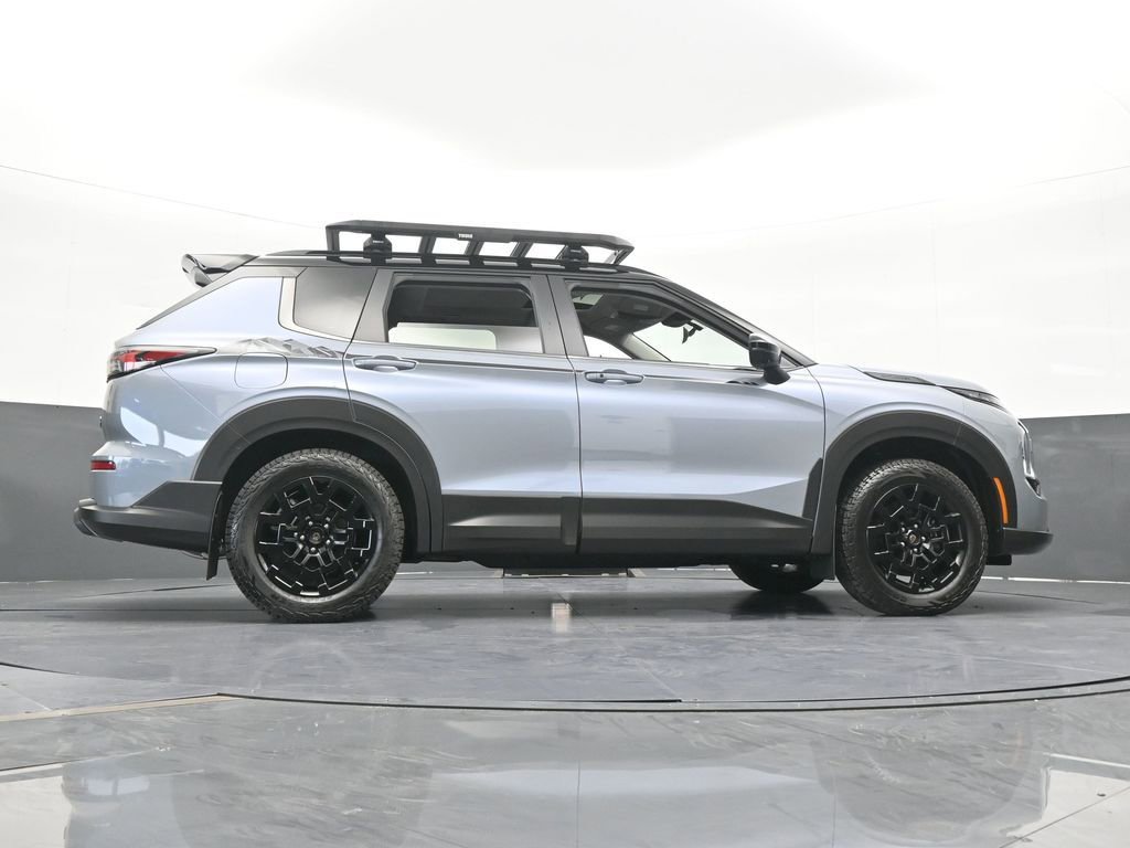 New 2025 Mitsubishi Outlander AWD image 73