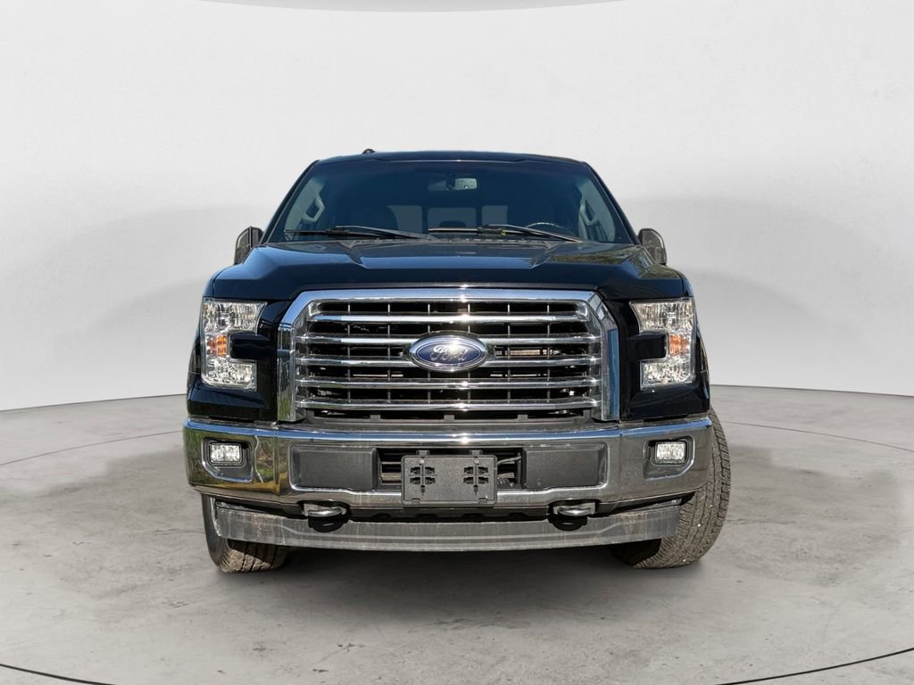 Used 2017 Ford F150 XLT w/ Equipment Group 302A Luxury AWD/4WD image 6