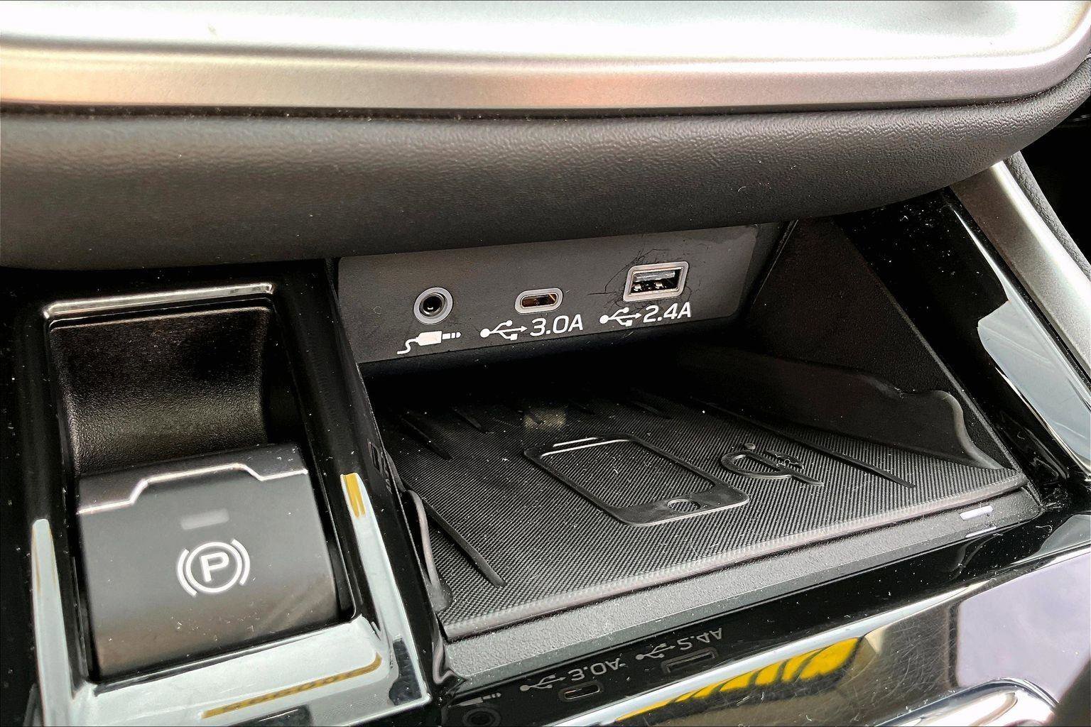 Used 2024 Subaru Outback Limited image 32