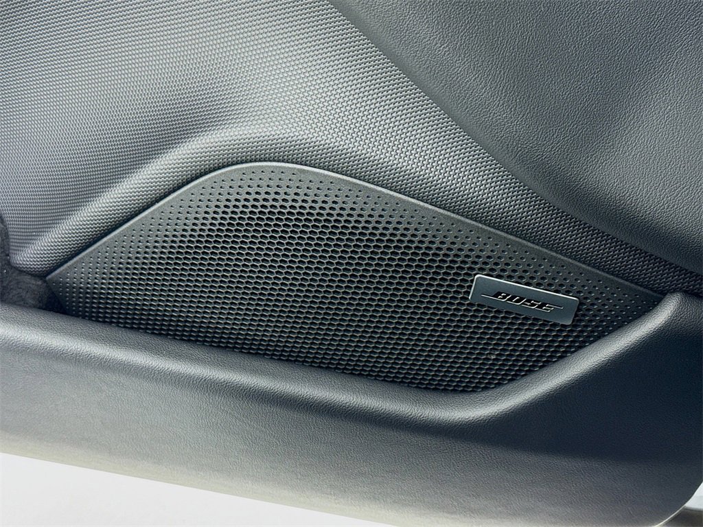 Used 2024 Porsche Taycan image 12