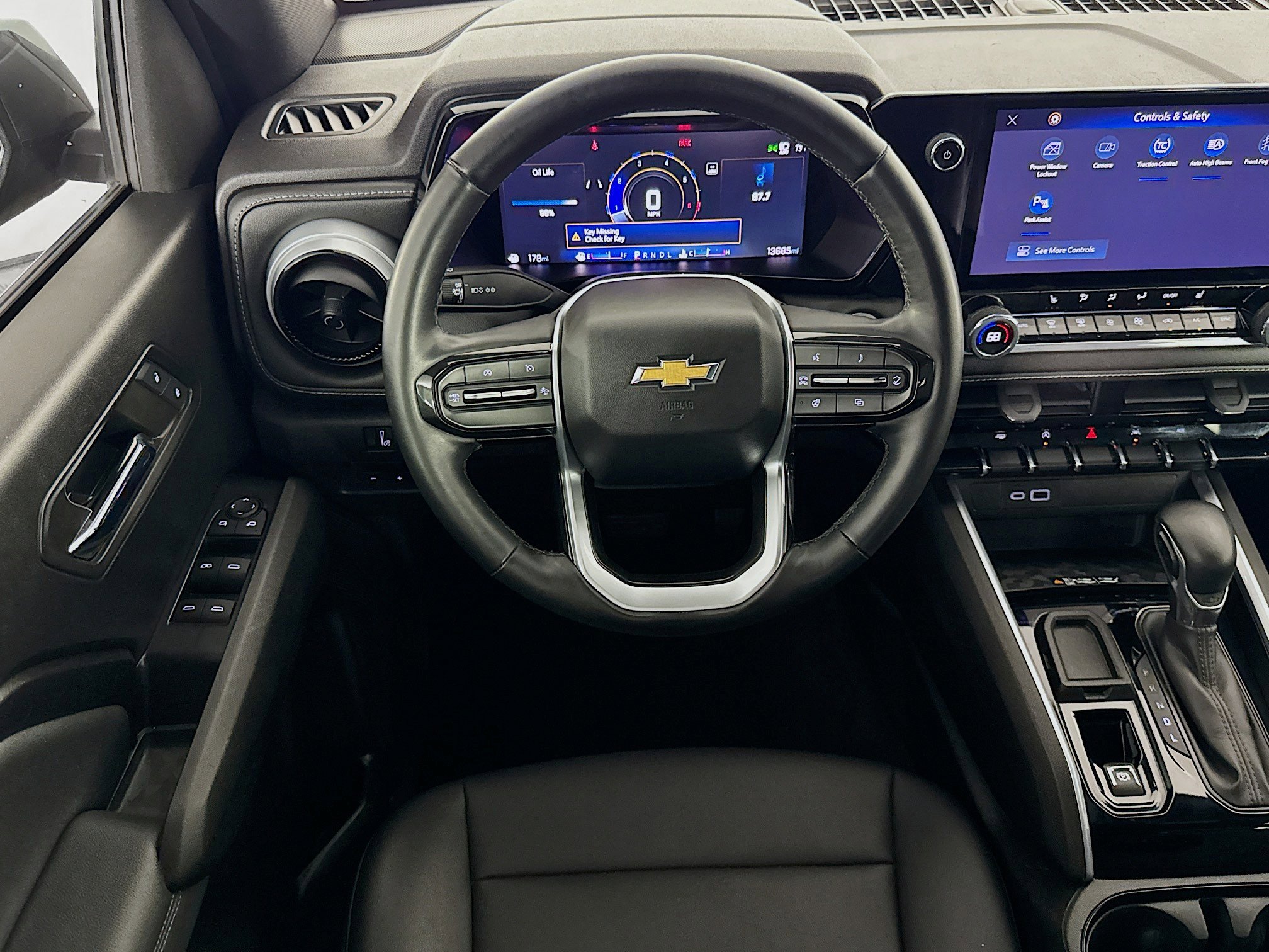 Used 2024 Chevrolet Colorado LT w/ LT Convenience Package III image 16