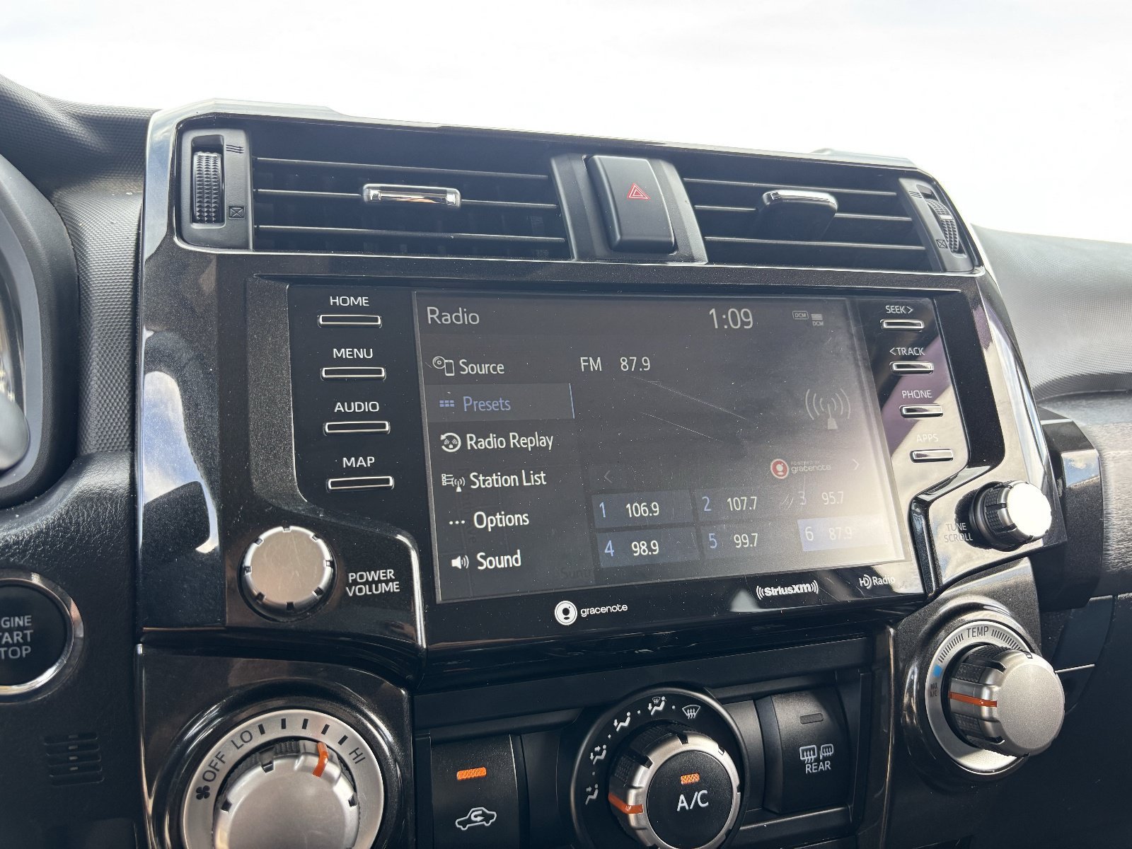 Used 2021 Toyota 4Runner TRD Off-Road Premium AWD/4WD image 24