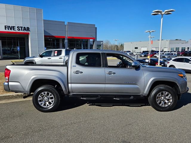 Used 2017 Toyota Tacoma SR5 w/ SR5 Appearance Package (SM) image 13