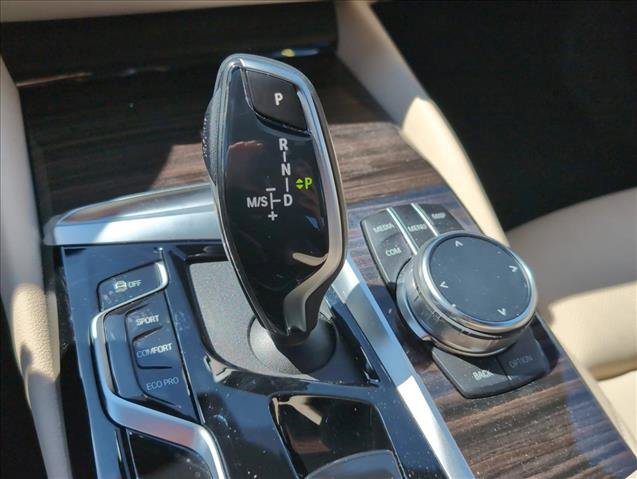 Used 2023 BMW 530i w/ Convenience Package image 15