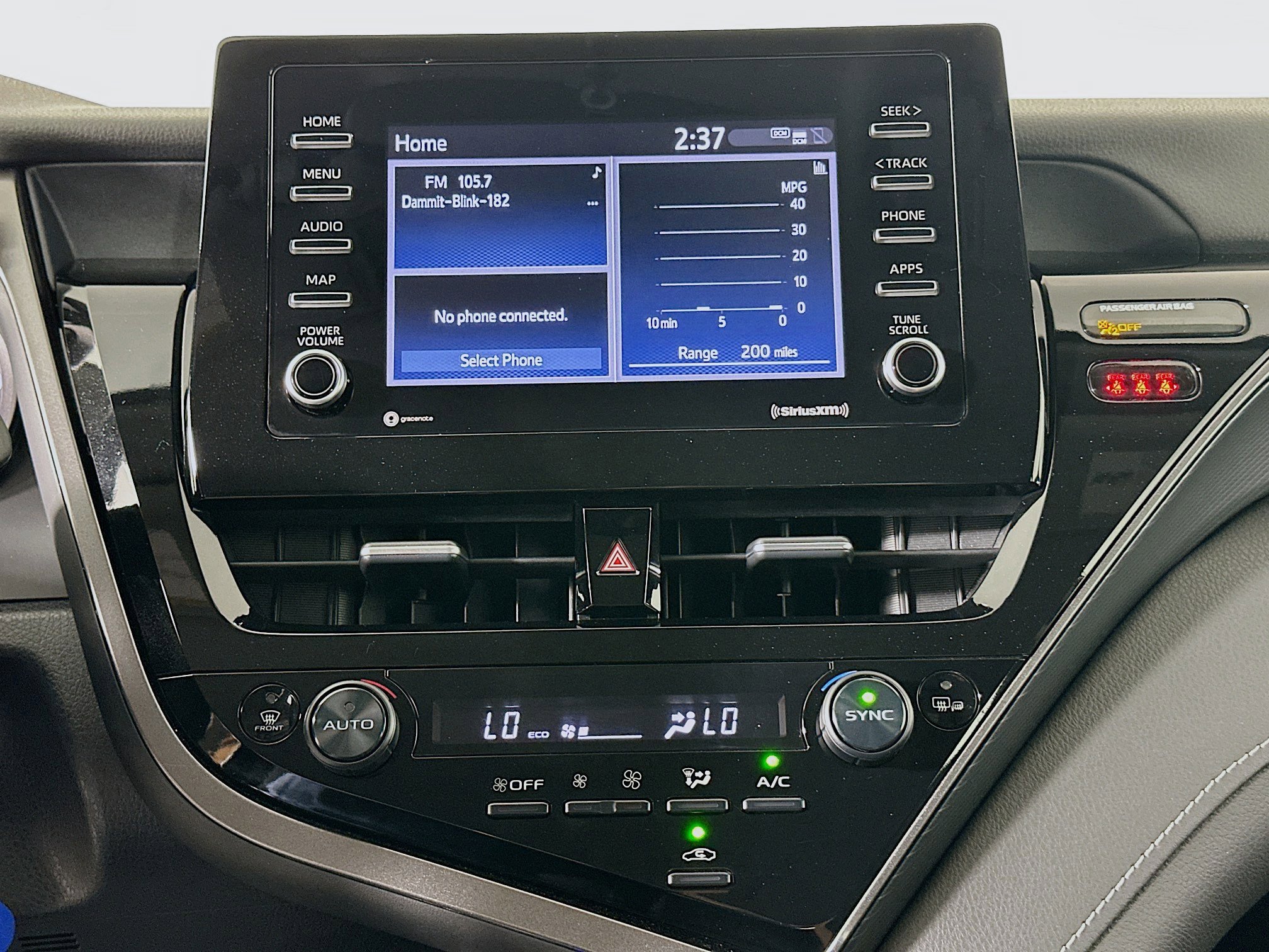 Used 2024 Toyota Camry SE FWD image 23