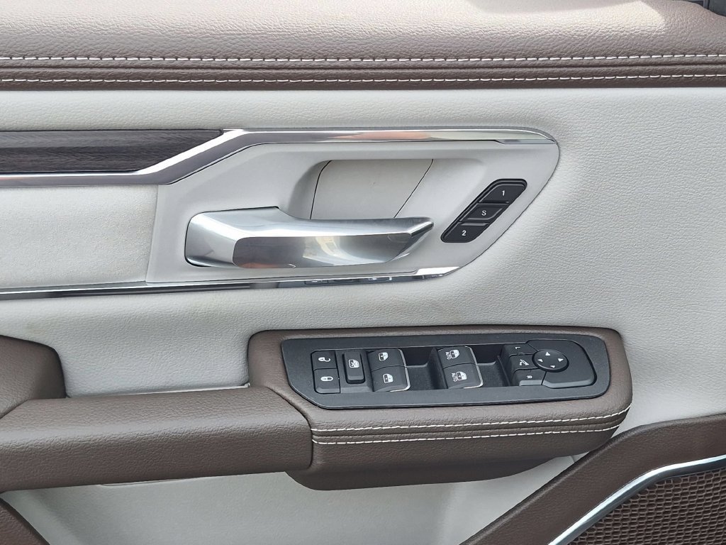 New 2027 RAM 1500 Laramie AWD/4WD image 10