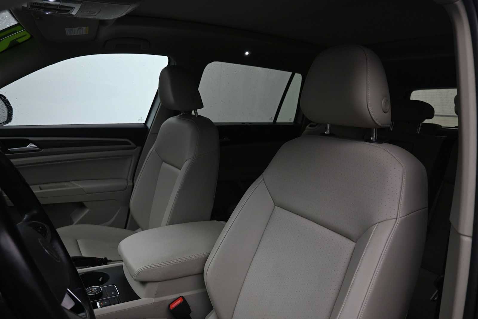 Used 2021 Volkswagen Atlas SE w/ Panoramic Sunroof Package AWD/4WD image 13