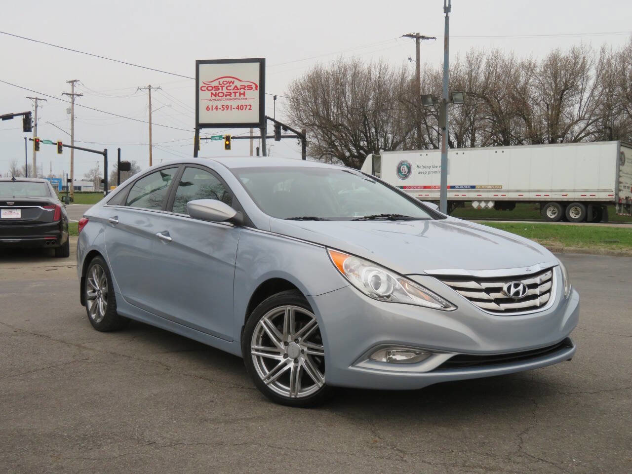 Used 2012 Hyundai Sonata SE image 1