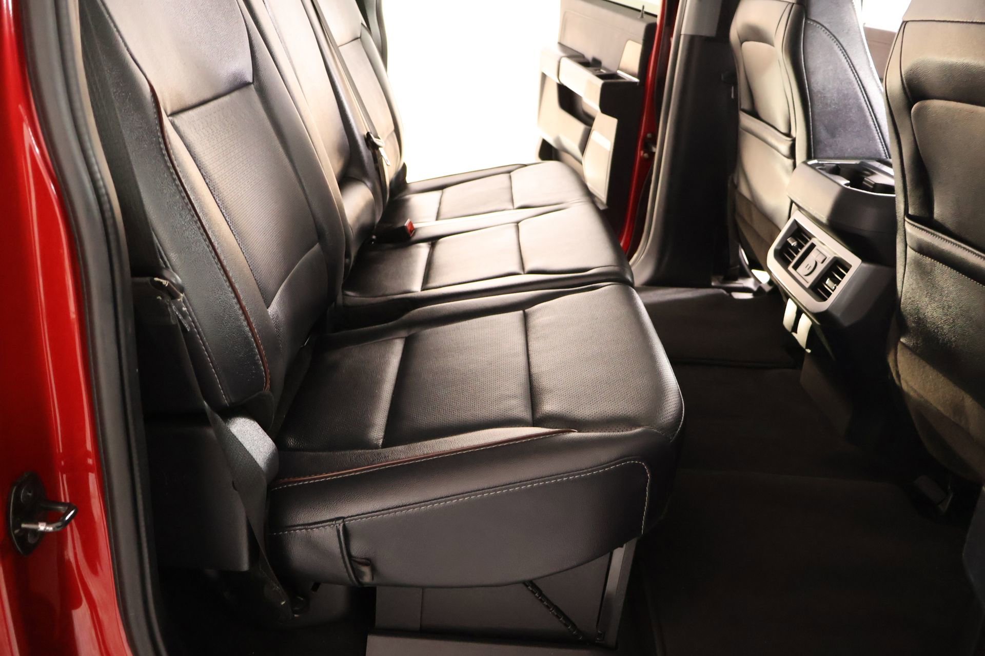 Used 2023 Ford F250 Lariat w/ Lariat Ultimate Package AWD/4WD image 15