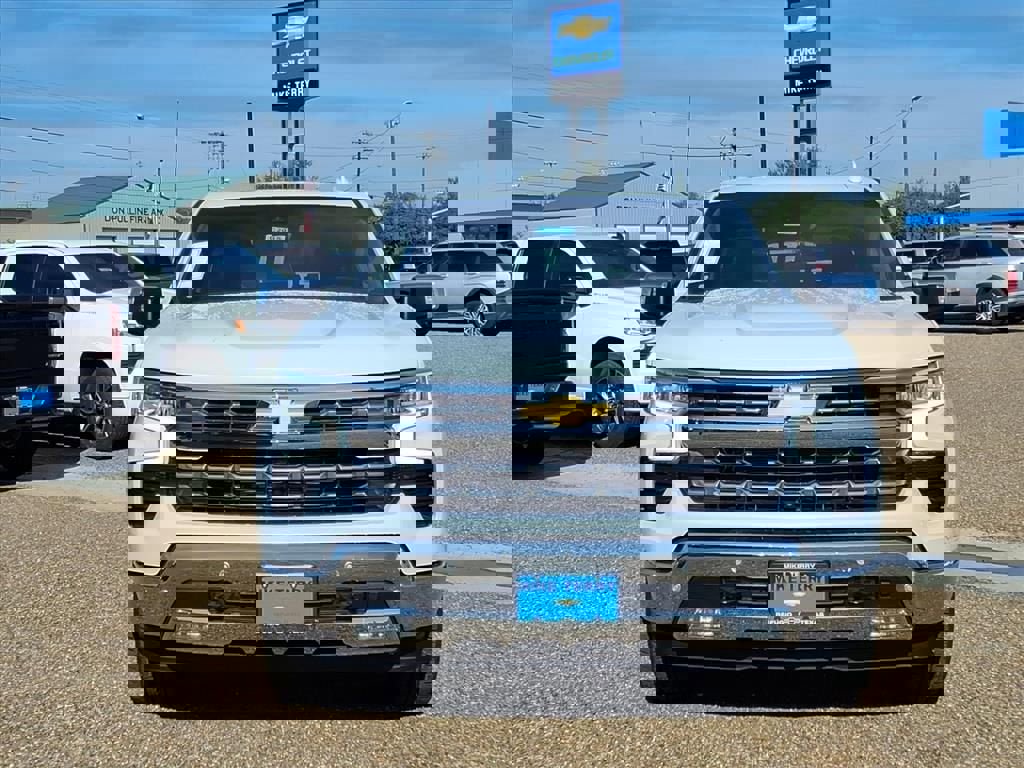 New 2026 Chevrolet Silverado 1500 LTZ w/ LTZ Premium Package image 6